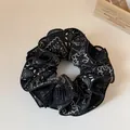 Elastico per capelli con stampa paisley in bianco e nero e strati a pieghe eleganti - Nero Stampato