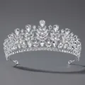 Diadème de mariée argenté élégant orné de strass brillants et de cristaux en forme de poire - Couronne Royale de Luxe en Strass (TS-J3144S)