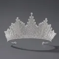 Diadème de mariée en argent avec strass scintillants au design de tour pointue - Tiara Nuptiale Élégante (TS-J2885S)