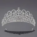 Couronne de mariée argentée avec motifs à volutes et cristaux brillants vue variante - Couronne Royale de Banquet Évidée (TS-J3191S)