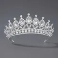 Couronne argentée élégante avec cristaux de zircone goutte et strass pour mariée - Couronne de Concours de Beauté de Luxe (TS-J2854)