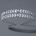 Elegante tiara da sposa in argento con strass scintillanti e design a foglie doppie - Cerchietto con Zirconi a Doppio Strato con Fiori e Foglie (TS-J2961)