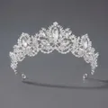 Diadème argenté étincelant avec strass et motifs floraux pour coiffure de mariée - Tiara de Cour Rétro (TS-J2654)