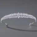 Elegante corona da sposa in argento con cristalli a foglia e dettagli in perla - Cerchietto alla Moda con Fiori e Foglie Versatile (TS-J3220S)