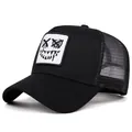 Gorra trucker negra con parche blanco y bordado de graffiti estilo callejero - Ajustable / Negro