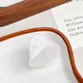 Eleganter weißer herzförmiger Haarclip aus Acetat mit perlmuttartigem Glanz-Finish - Meerjungfrau Weiß