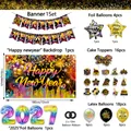 Set decorazioni Capodanno con palloncini 2027 nero e oro, striscione e sfondo festivo - Sfondo di Capodanno E Banner E Palloncini E Decorazioni Per Torte Combinazione