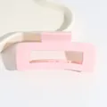 Pince à cheveux rectangulaire rose mat élégante avec design géométrique ajouré - Pince à Cheveux Carrée Creuse / Rose
