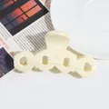 Pince à cheveux élégante en acrylique blanc crème avec chaîne hexagonale - Pince à Cheveux Chaîne / Blanc Cassé