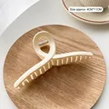 Grande pince à cheveux en acrylique crème au design carré et minimaliste - Environ 11CM / Blanc Cassé