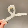 Grande pince à cheveux 13cm en acrylique crème pour cheveux épais au style élégant - 13cmx5cm / Blanc
