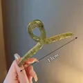 Grande pince à cheveux 13cm vert Morandi en acrylique pour femmes - Nœud Croisé / 13cm / Vert Gelée