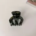 Pince à cheveux noire brillante en acrylique avec grandes dents pour cheveux épais - Petit Style en M / Noir Brillant