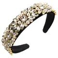 Lujosa diadema de terciopelo negro con cristales brillantes y perlas blancas - Blanco