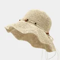 Chapeau de paille beige au crochet avec bord ondulé et cordon perlé pour la plage - M / Beige (Modèle D JT)