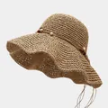 Chapeau de soleil en paille crochetée kaki avec large bord ondulé et perles - M / Kaki (Modèle D JT)