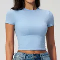 Slim fit light blue athletic cropped T-shirt for women in a soft knitted fabric - Light Blue