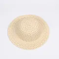 Chapeau de paille enfant à peindre en crème avec motifs de tissage ajourés - Poche zippée