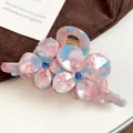 Pinza per capelli a fiori in acetato rosa e blu marmorizzato con strass blu - Grande / Blu e Viola