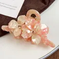 Pince à cheveux fleur en acétate marbré rose avec strass et design élégant - L / Rose Pêche