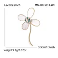 Spilla quadrifoglio elegante con petali in madreperla bianca e finiture in oro - Bianco 3613-WH
