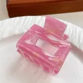 Pinza para el pelo rosa jaspeado con toques dorados para peinados elegantes - Cuadrado Oro Rosa / 5cm