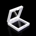 Cornice espositiva 3D quadrata bianca per gioielli con pellicola PE trasparente - Taglia Grande 11*11cm / Bianco