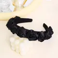 Serre-tête élégant en satin noir avec roses faites à la main et design antidérapant - Fleur noire