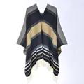 Detail of knitted poncho with retro geometric patterns and long cream fringe trim - 130x150cm / Colorful Stripe Pullover Tassel Black Grey