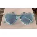 Lunettes de soleil cœur pour enfants avec monture transparente bleu clair et verres - Monture Bleue Transparente Verre Bleu