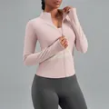 Giacca da yoga rosa chiaro slim con collo alto e dettagli a strisce bianche in vita - Rosa Conchiglia