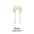 Handgefertigte khakifarbene Häkelmütze mit 3D-Blumen und Perlen-Quastenband - Verstellbar / Khaki