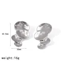 Große silberne Edelstahlohrringe mit Hammerschlag-Effekt, 60,5 mm Länge, 16 g. - Unregelmäßiger Gehämmerter Runder Stil(TE60788-S) / Silber