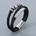 Mehrlagiges geflochtenes Lederarmband für Herren mit silbernem Magnetverschluss und Muster - Stil A Stahlfarbe Griechisches Schlüsseldekor (KB179975-YA)