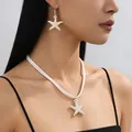Set gioielli con ciondolo a stella marina e orecchini con finitura perlata e cordino bianco - Stile Stella Marina - Bianco