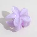 Elegante molletta per capelli a fiore viola sfumato con un design a petali chic - Giglio Marmorizzato Viola