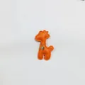 Oranje lederen cartoon giraf hanger met gouden hanger voor tas decoratie - Giraffe Hanger / Oranje