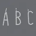 Funkelnde Strass Buchstaben Haarklammern A B C in Silberoptik für elegantes Styling - ABC Buchstaben Stil / Silber