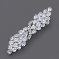 Barrette en zircon argenté étincelant avec d'élégants accents de cristaux en poire - Style Fête d'Anniversaire Argent (HS-J6738S)