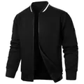 Elegante felpa nera da uomo con collo alto, cerniera e motivo jacquard strutturato - S / Nero