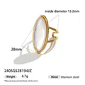 Vintage-Ring aus goldenem Titanstahl mit ovaler weißer Muschel und offenem Band - Ovaler Perlmutt Titanring (2405GS28194JZ)