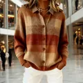 Oversized Damen-Strickjacke mit Blockfarben-Design, großem Revers und Knopfleiste - S / Oberteile / Braun Orange Patchwork Strick (ACS62)