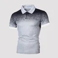 Detailansicht des 3D-Druckmusters am grauen Slim-Fit Polohemd für Herren mit Verlauf - S / Hellgrau-Weiß-Verlauf