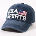 Cappellino da baseball in cotone lavato blu con ricamo USA SPORTS e bandiera - Regolabile / Blu navy