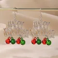 Boucles d'oreilles festives Happy New Year en argent avec cloches rouges et vertes - Style de Cloche de Lettre HAPPY NEW YEAR Argentée (15)