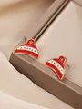 Boucles d'oreilles de Noël en forme de bonnet avec émail rouge et blanc et doré - Style de Motif d'Etoile Dorée en Email Rouge et Blanc de Bonnet de Noël (20)