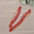 Eleganter handgefertigter Braut-Stirnschmuck mit roten Strasssteinen in Blattform - Rot