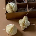 Set di tre decorazioni natalizie in carta a nido d'ape color crema da 8 cm e 10 cm - Set da 3 Pezzi Irregolari / Bianco Sporco