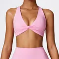 Soutien-gorge de sport rose à séchage rapide avec un design élégant à nœud torsadé - M / Hauts / Rose