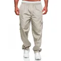 Vista frontale completa che mostra la vestibilità e le tasche dei pantaloni cargo - M / Grigio Beige